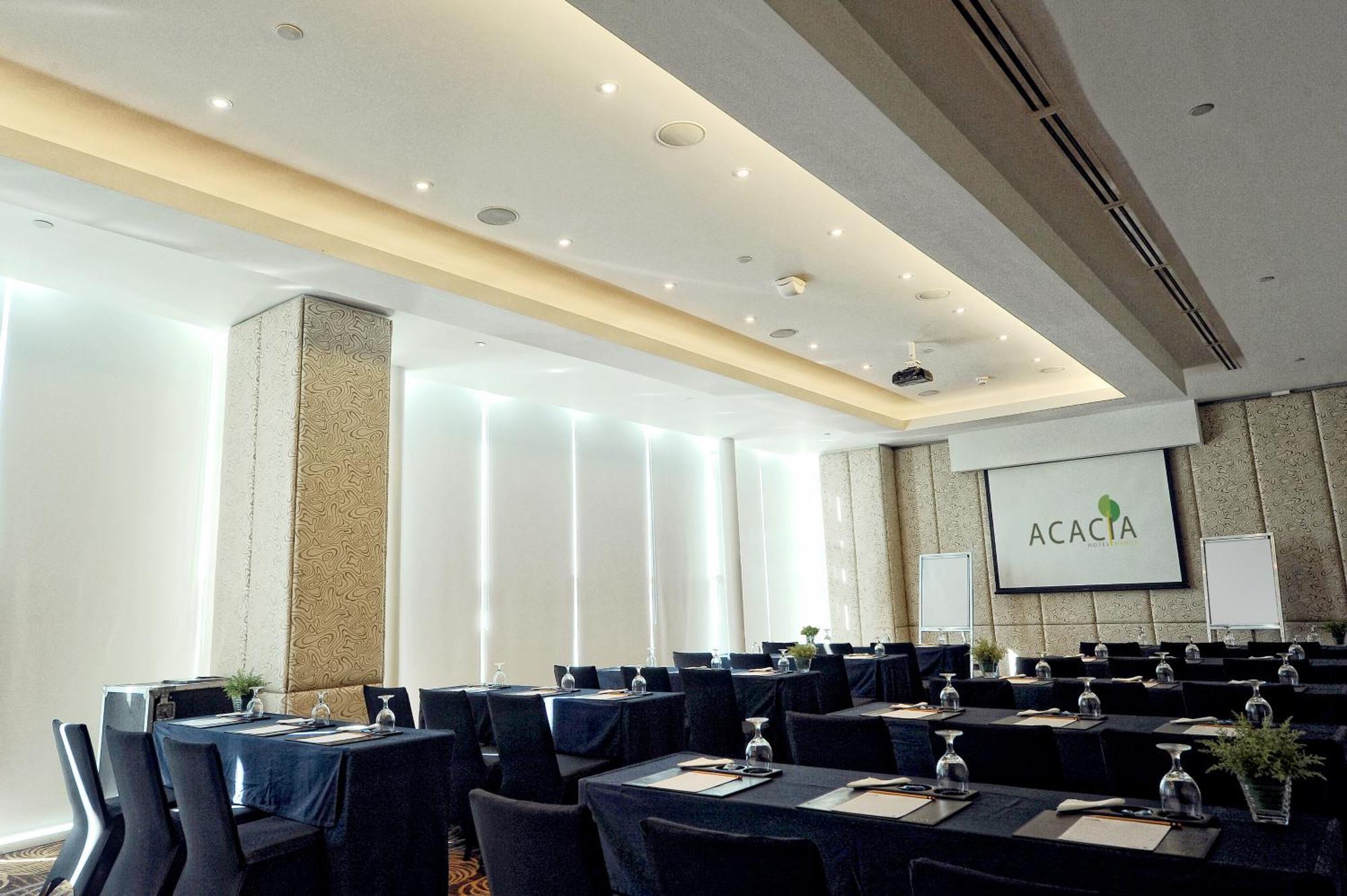 Acacia Hotel Manila Muntinlupa City Экстерьер фото